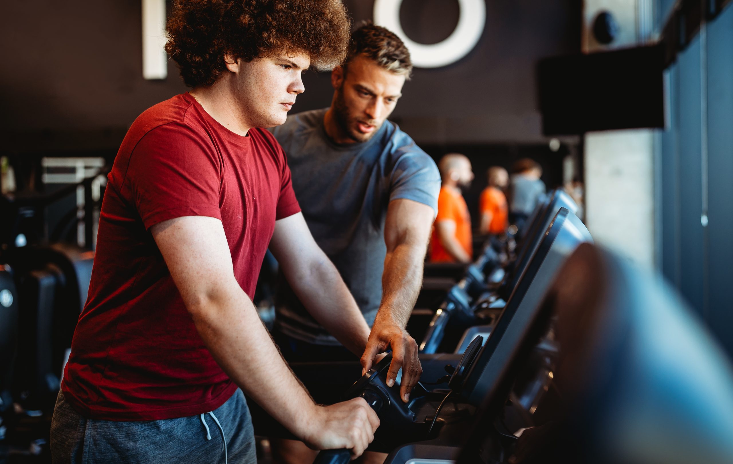 a-importancia-do-personal-trainer-no-treino-de-musculacao-scaled.jpg